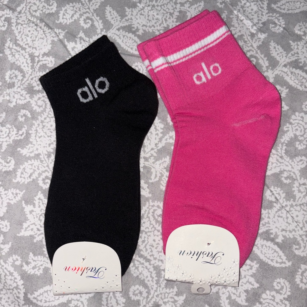 ALO Yoga Black and Pink Athletic Socks